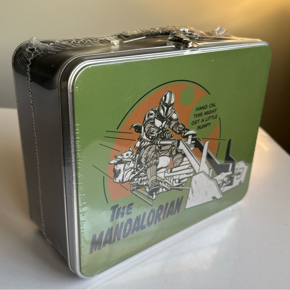 CultureFly Star Wars The Mandalorian Tin lunch Box Gift Set Quote Graphic